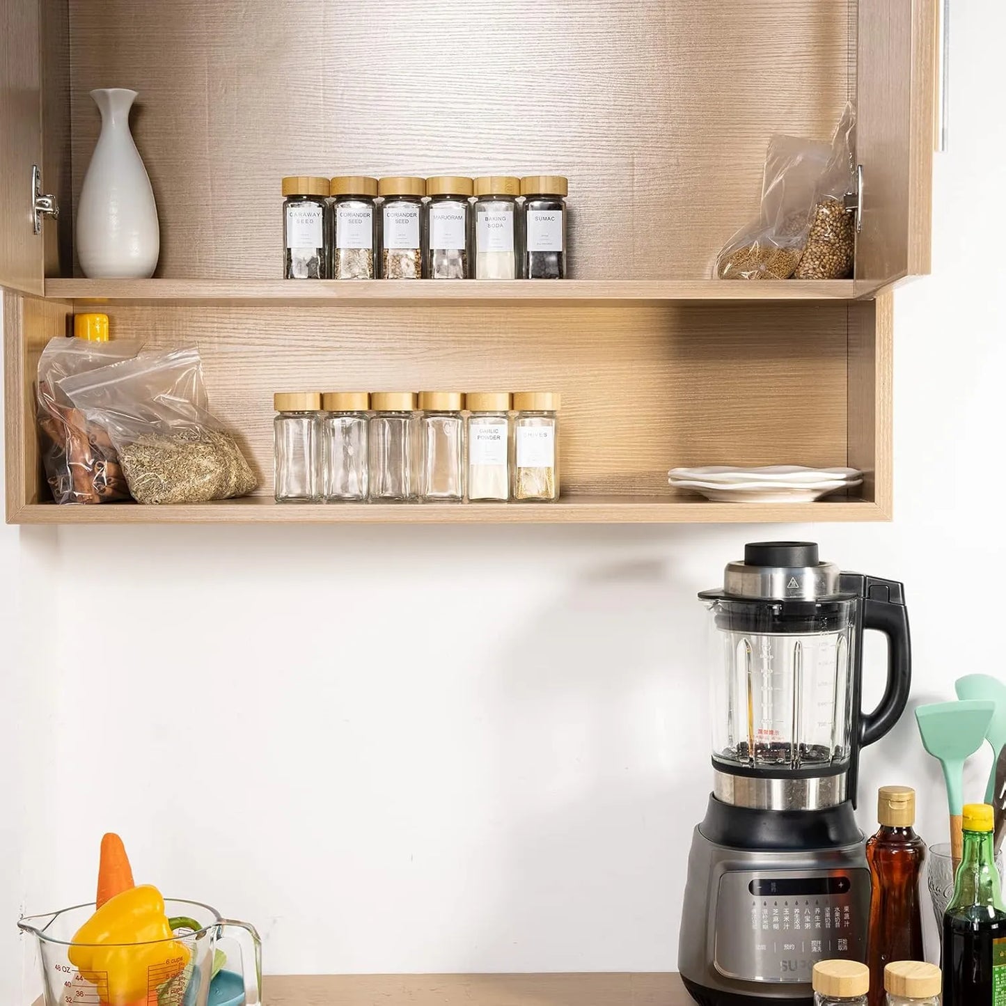 24 Pots à épices en verre - Noha avec 25 Étiquettes + Autres Accessoires