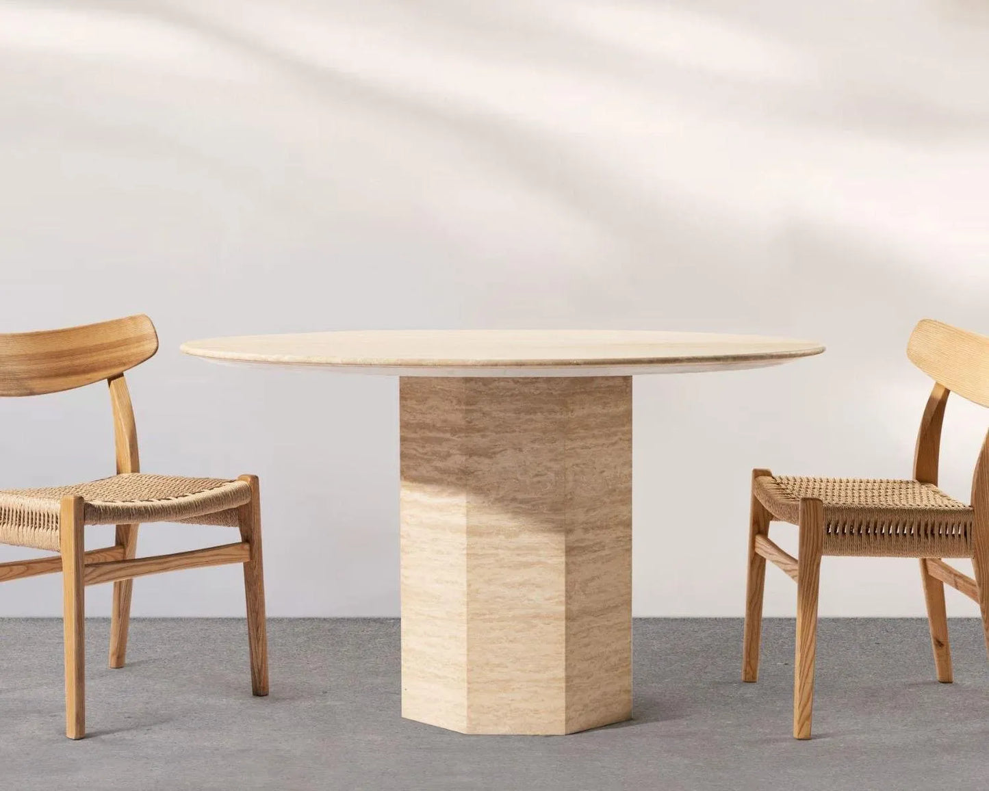 Table ronde en travertin - Ola