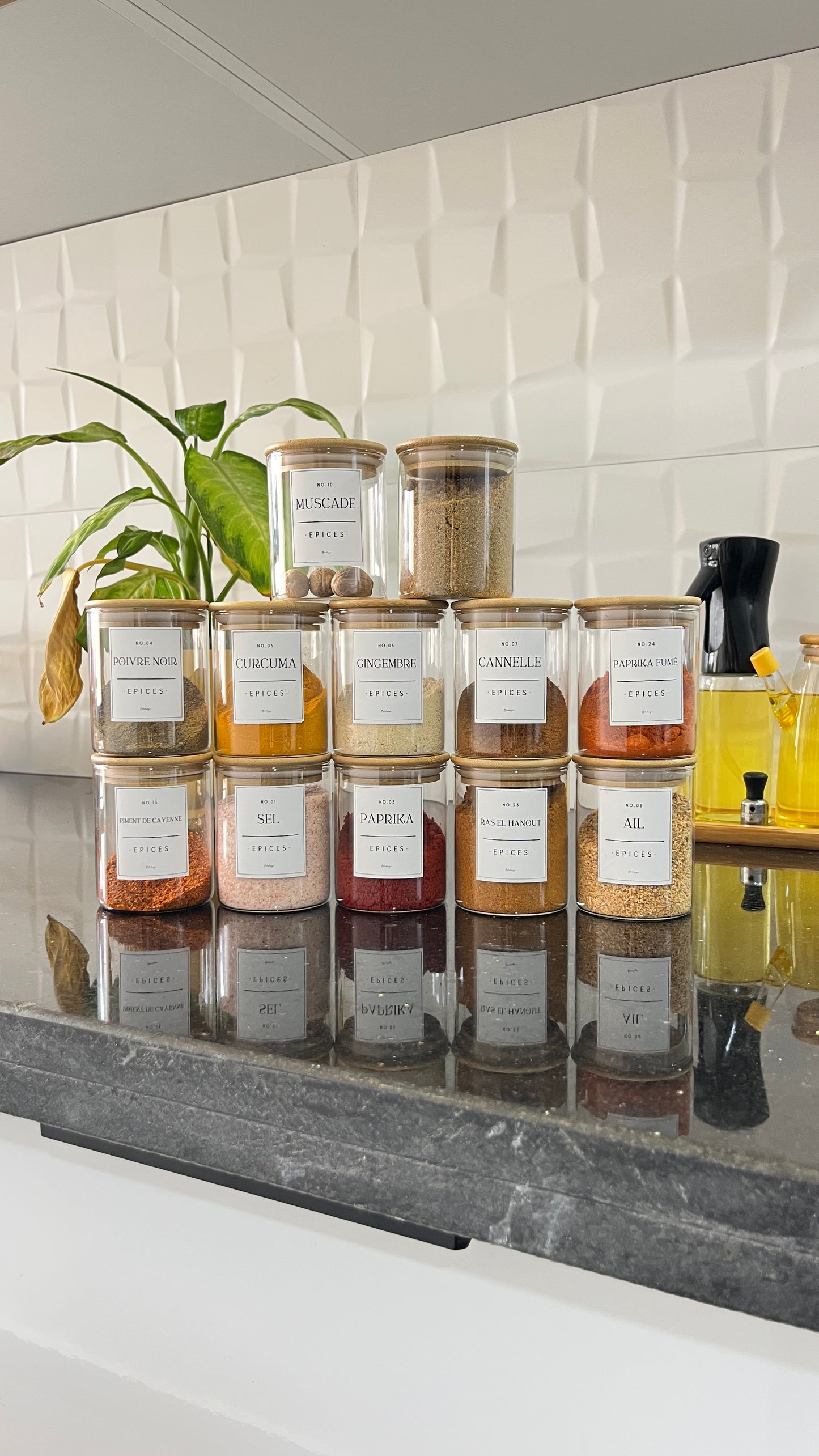 Lot de pots à épices en verre - Mouna (200 ml) avec 25 étiquettes